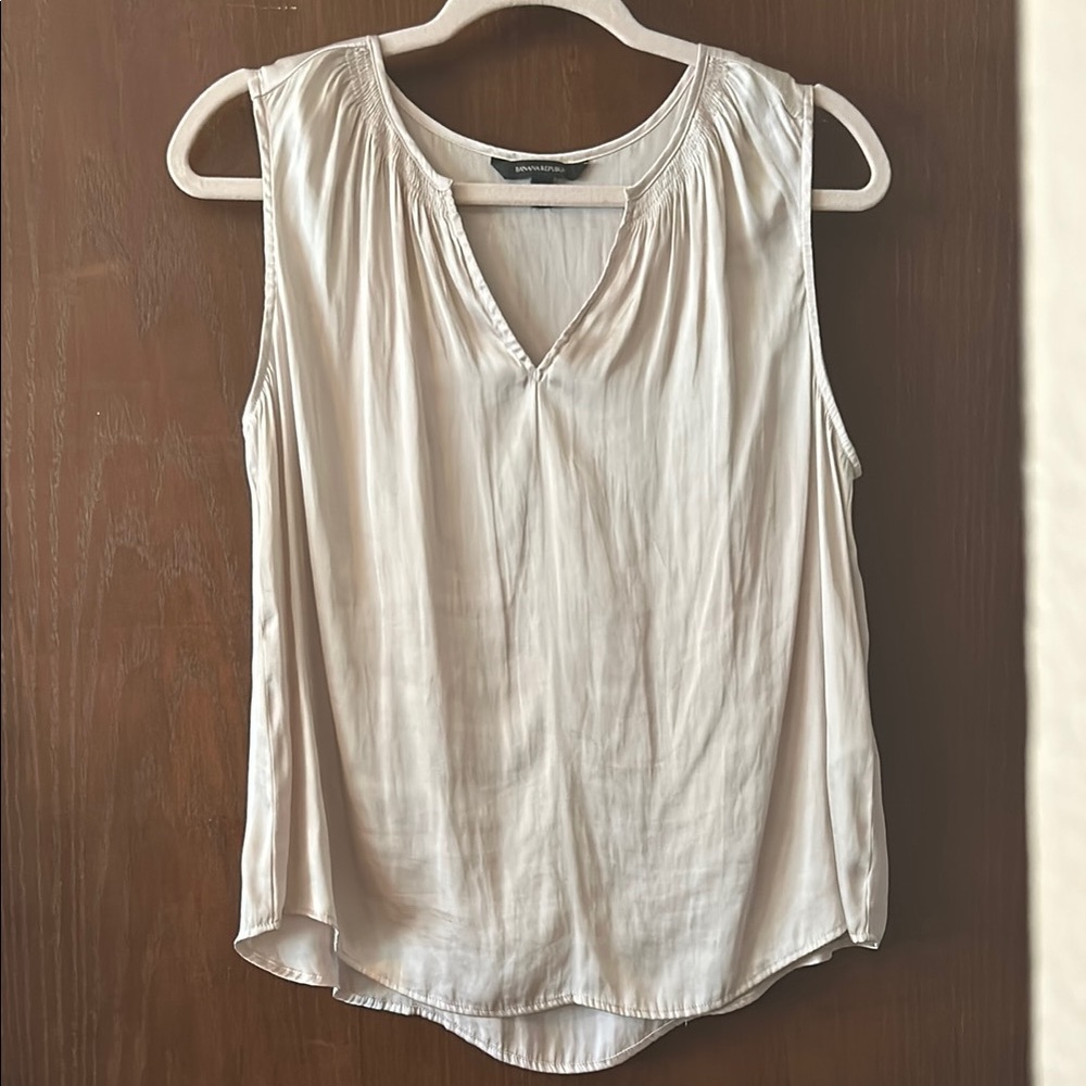Ann Taylor Cream Sleeveless Blouse